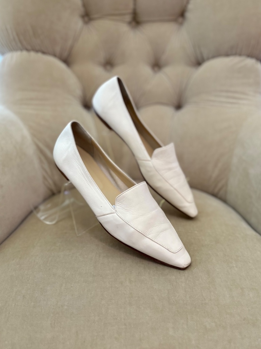 Auth. AEYDE Iconic Cream Leather Women's  Pointy Toe Loafer Flats - Picture 3 of 6